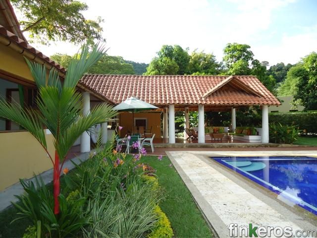 Entrepuentes 23 (038) - Finca en Apulo (Rafael Reyes), Cundinamarca